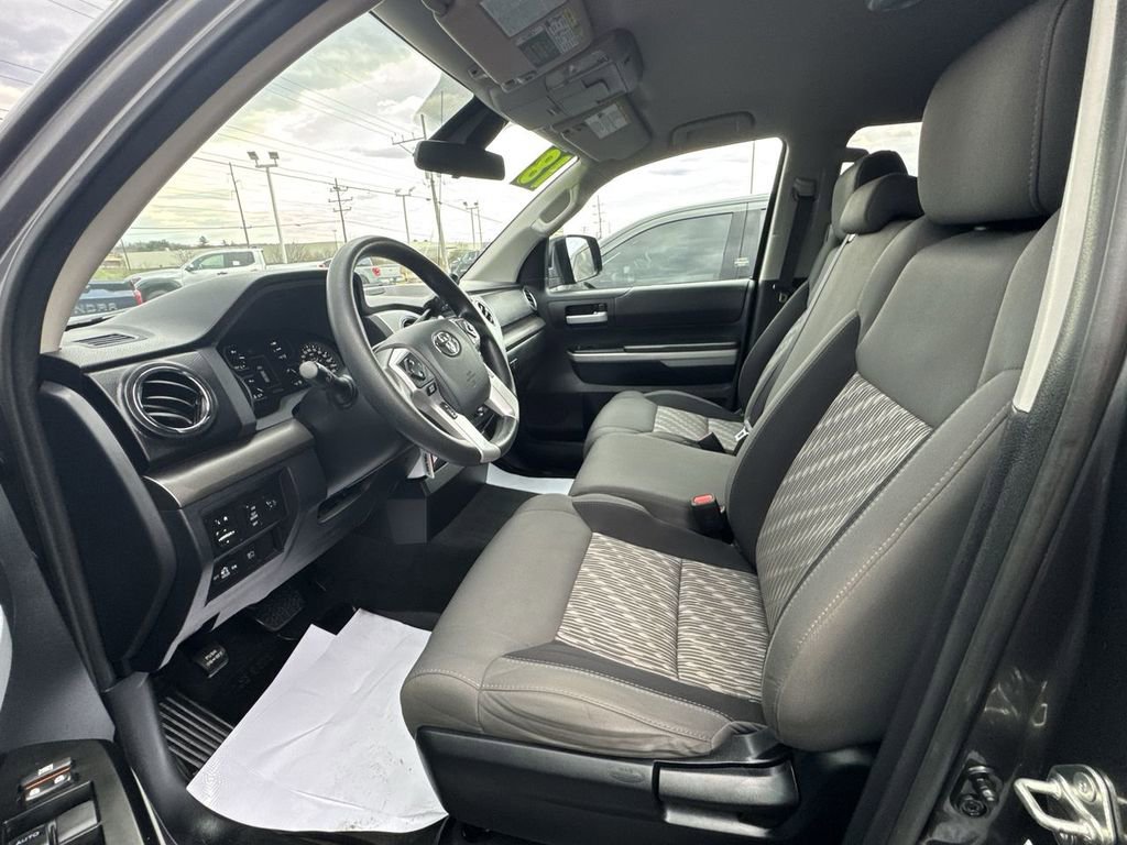 Used 2018 Toyota Tundra SR5 image 17