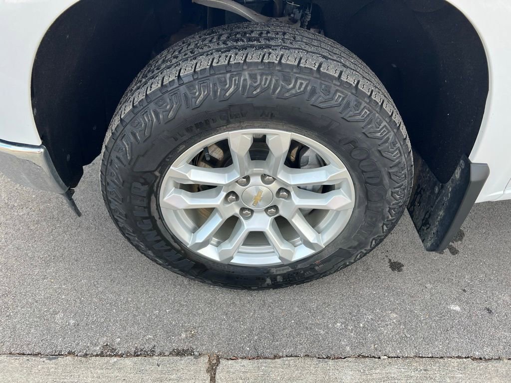 Used 2022 Chevrolet Silverado 1500 LT image 13
