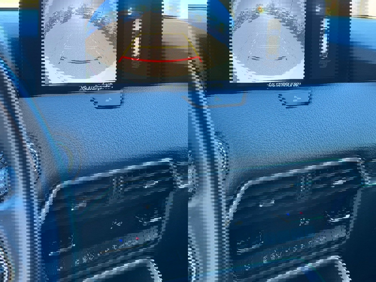 Used 2025 MAZDA CX-70 3.3 Turbo w/ Preferred Package image 25