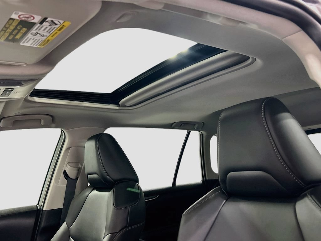 Used 2025 Toyota RAV4 XLE Premium FWD image 19