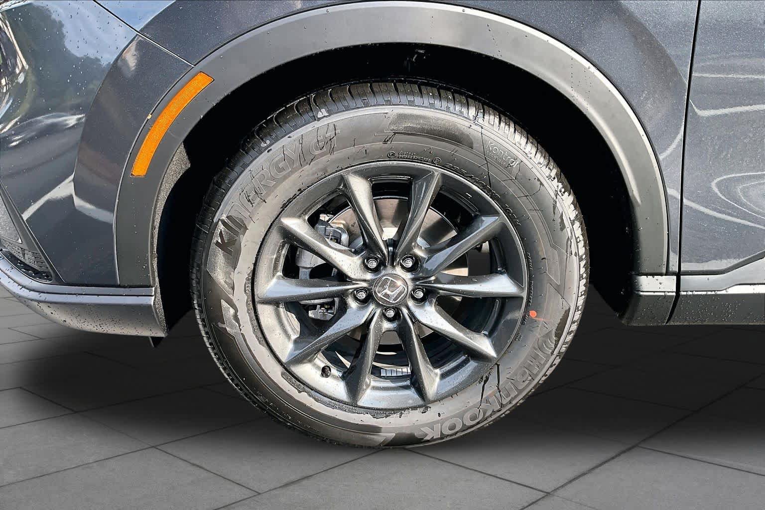 New 2026 Honda CR-V EX-L image 9
