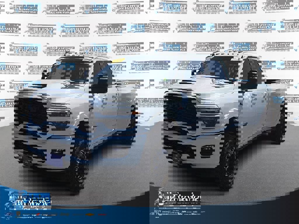 Used 2025 RAM 3500 Limited image 1