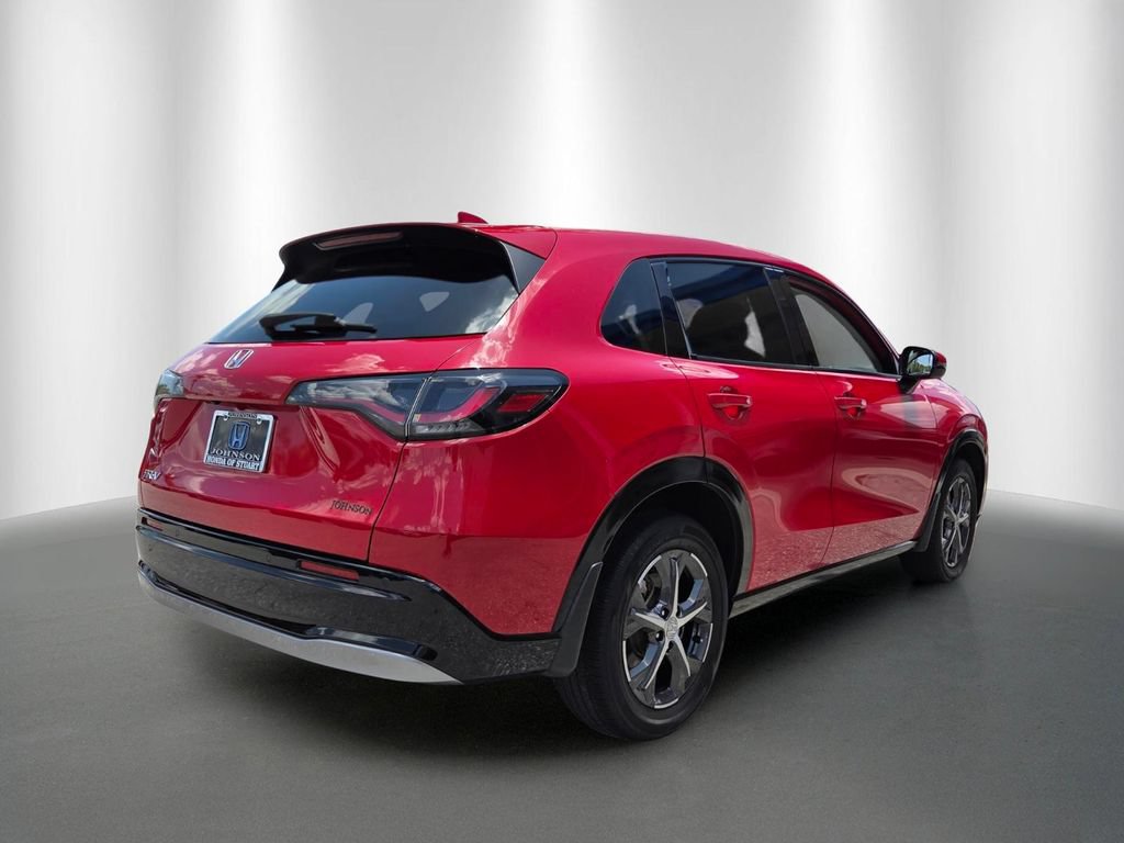 Certified 2024 Honda HR-V EX-L image 3