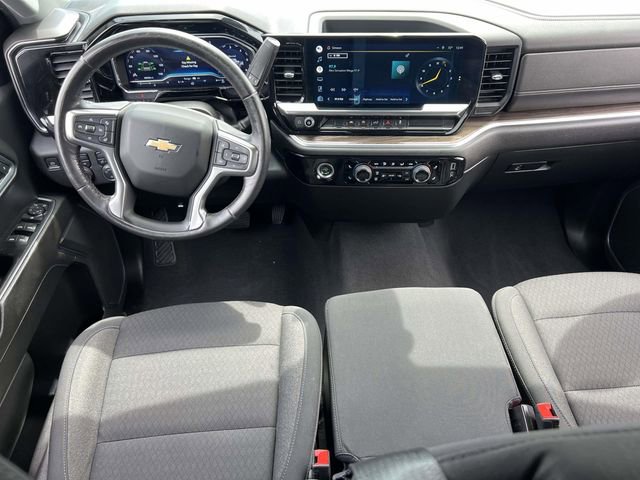 Used 2022 Chevrolet Silverado 1500 LT AWD/4WD image 14