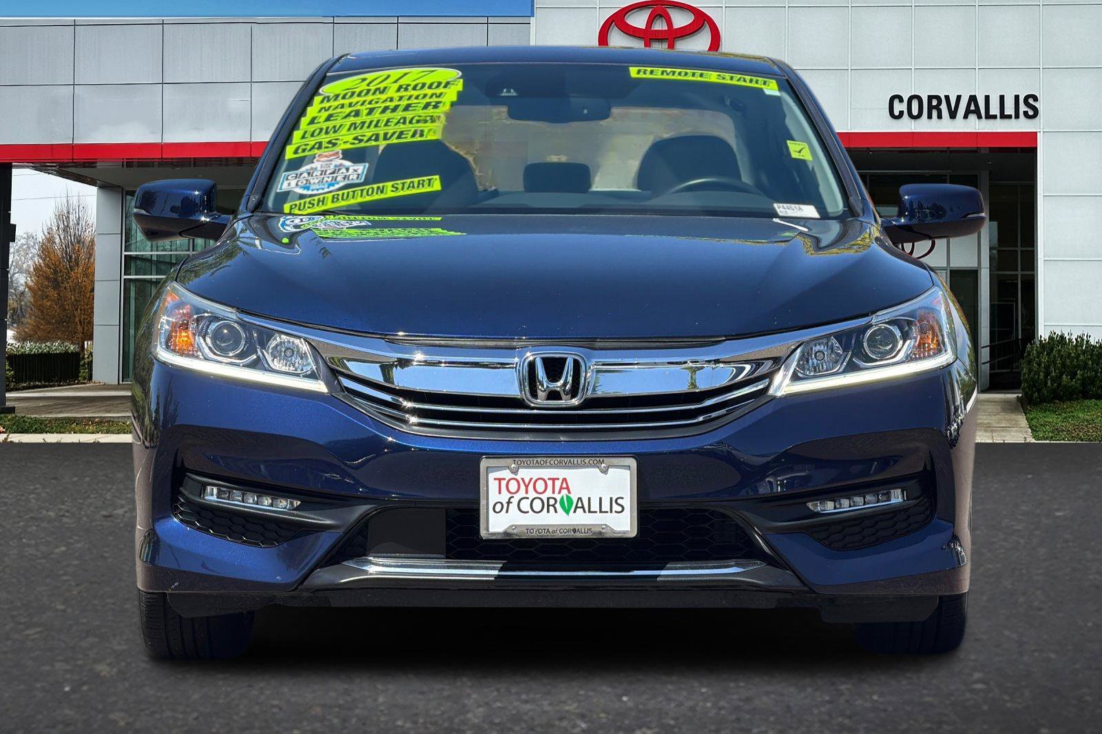 Used 2017 Honda Accord EX-L image 9