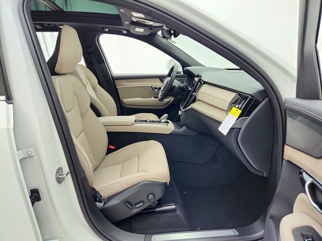 New 2026 Volvo XC90 T8 Plus w/ Protection Package Premier image 14