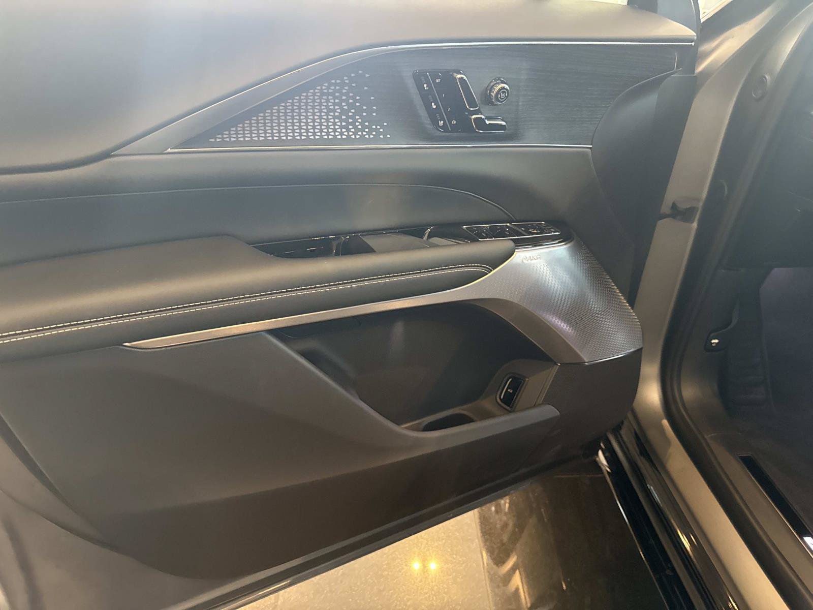 New 2026 Cadillac Lyriq V AWD/4WD image 20