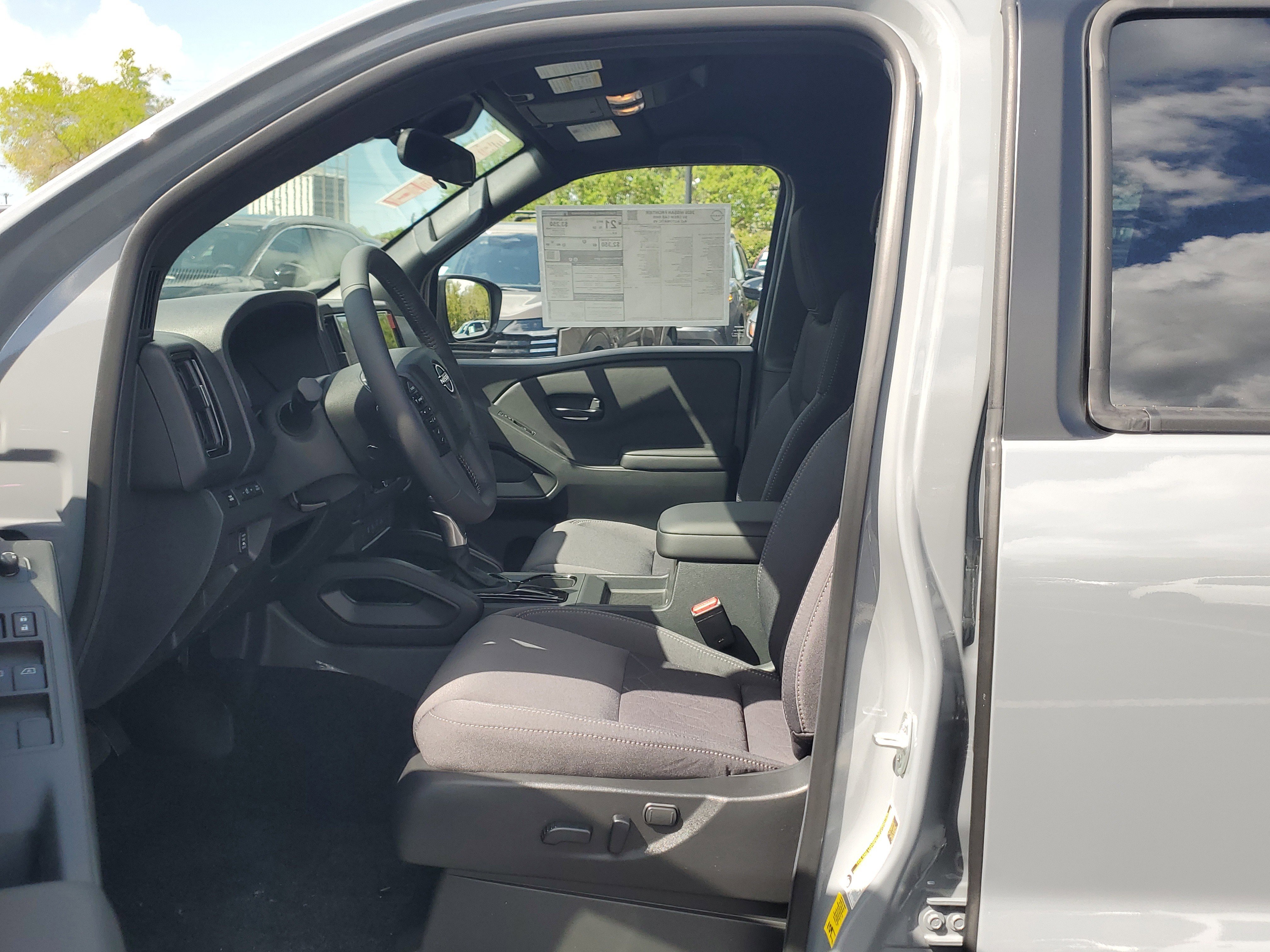 New 2026 Nissan Frontier SV image 12