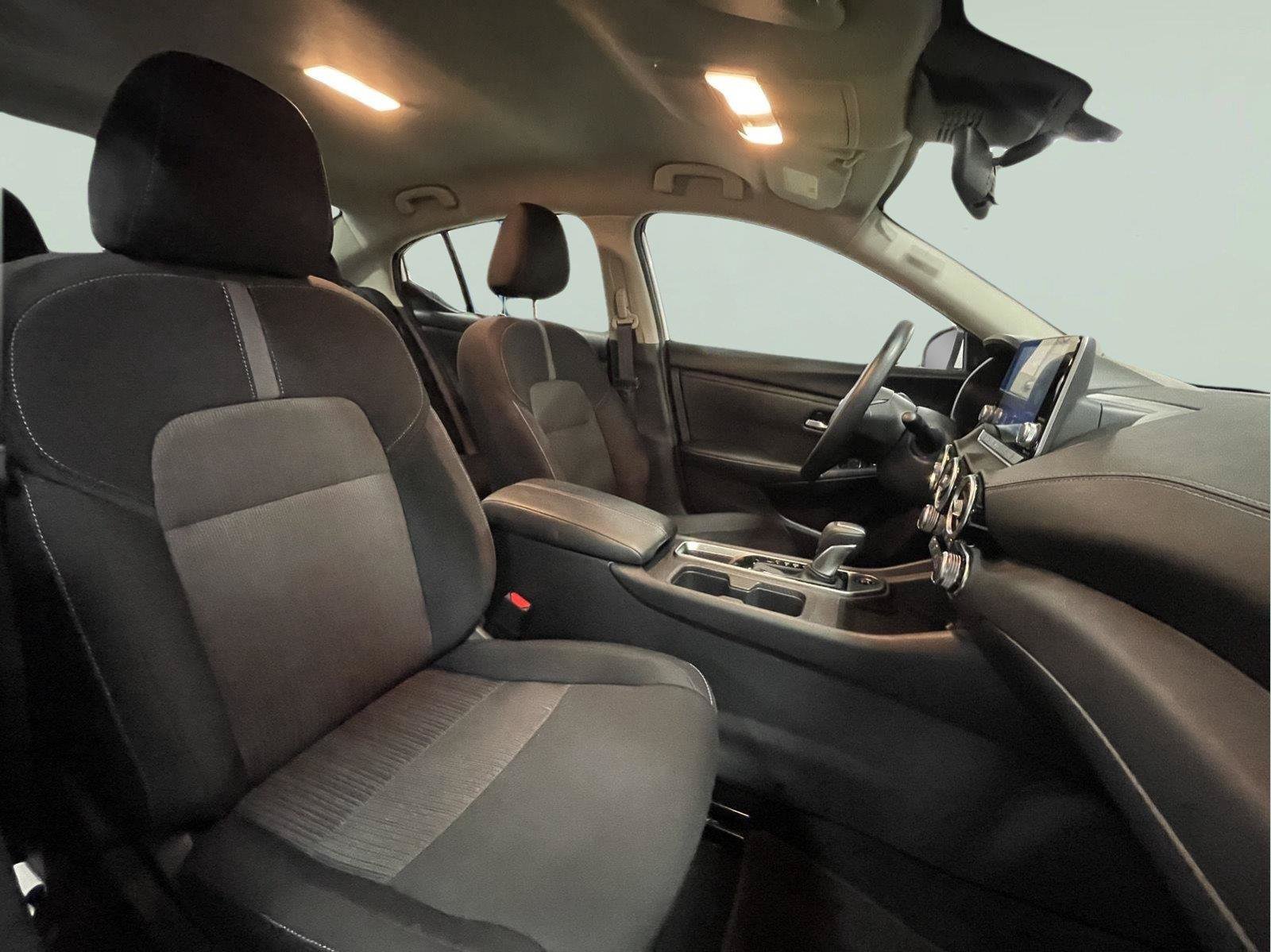 Used 2025 Nissan Sentra SV w/ Trunk Package FWD image 35