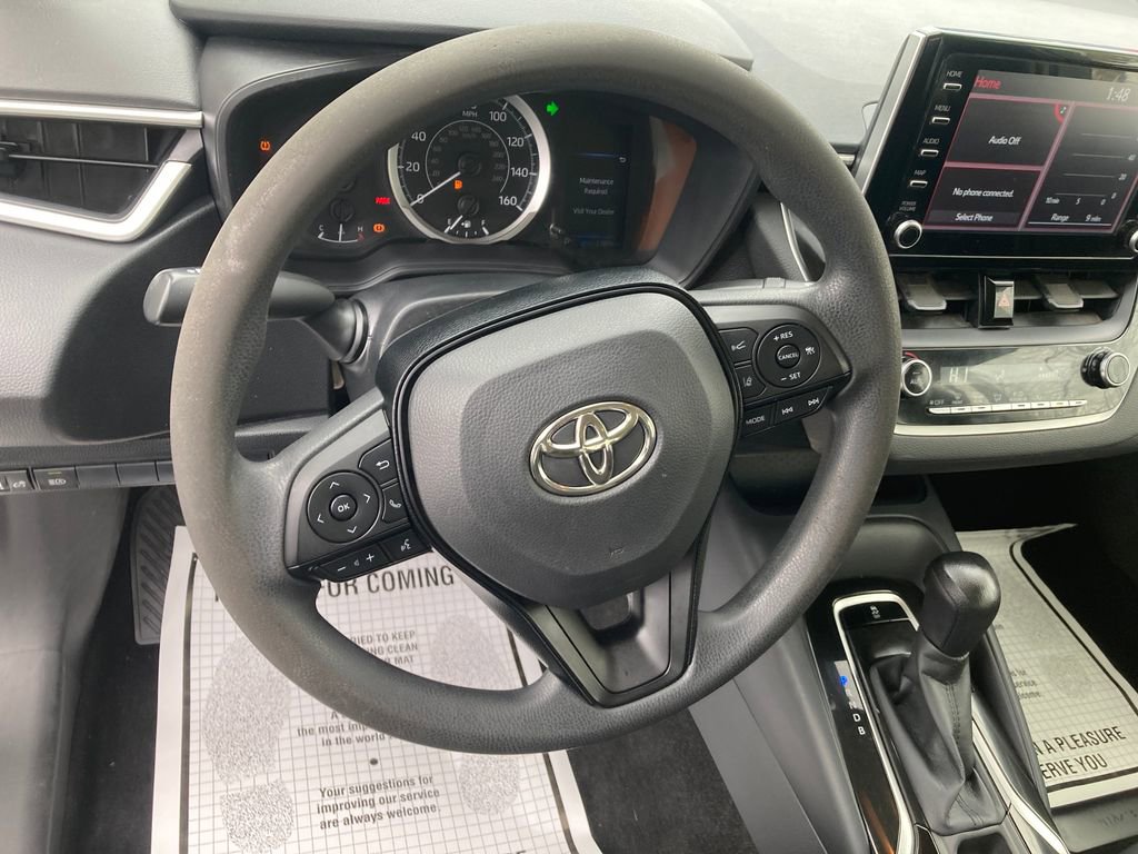 Used 2020 Toyota Corolla LE image 18