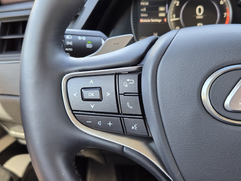 Certified 2025 Lexus ES 350 w/ Premium Package FWD image 28