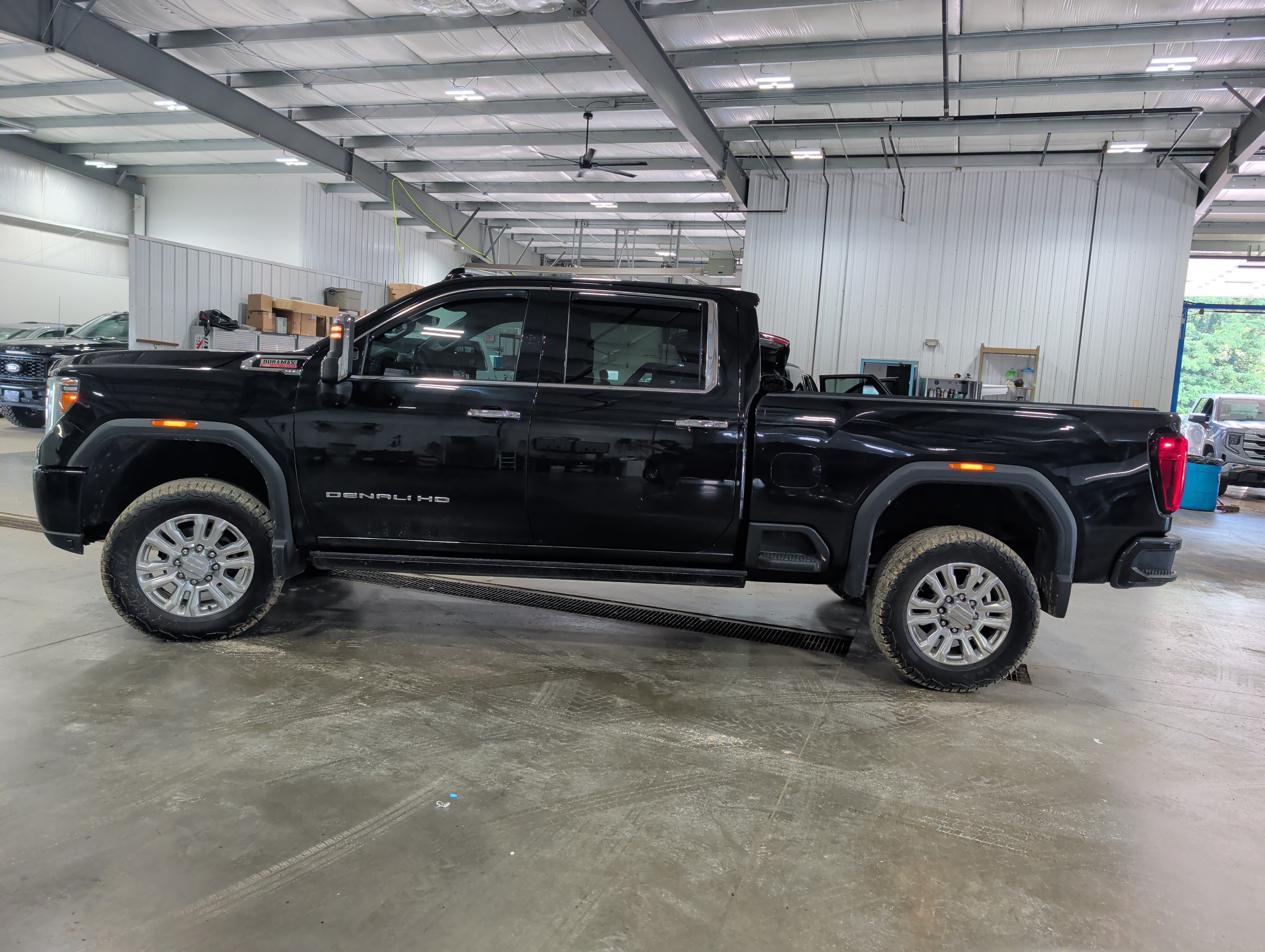 Used 2022 GMC Sierra 2500 Denali w/ Denali Ultimate Package AWD/4WD image 5