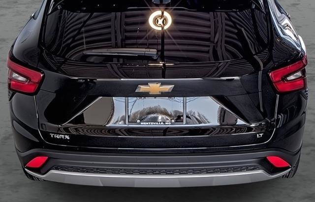 New 2026 Chevrolet Trax LT image 12