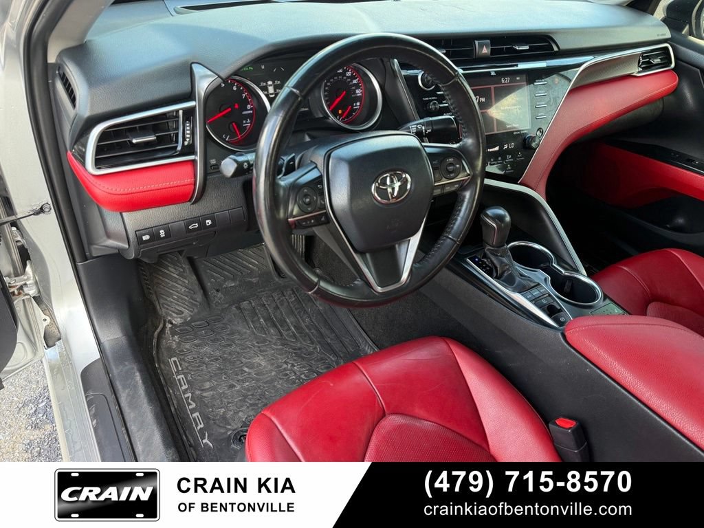 Used 2018 Toyota Camry XSE FWD image 9