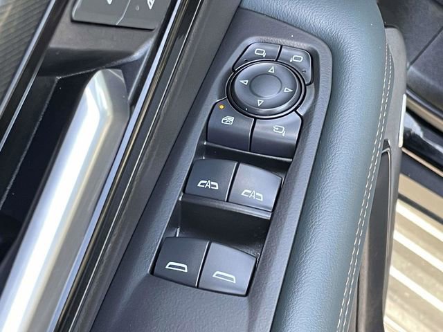 Used 2025 GMC Yukon AT4 image 16