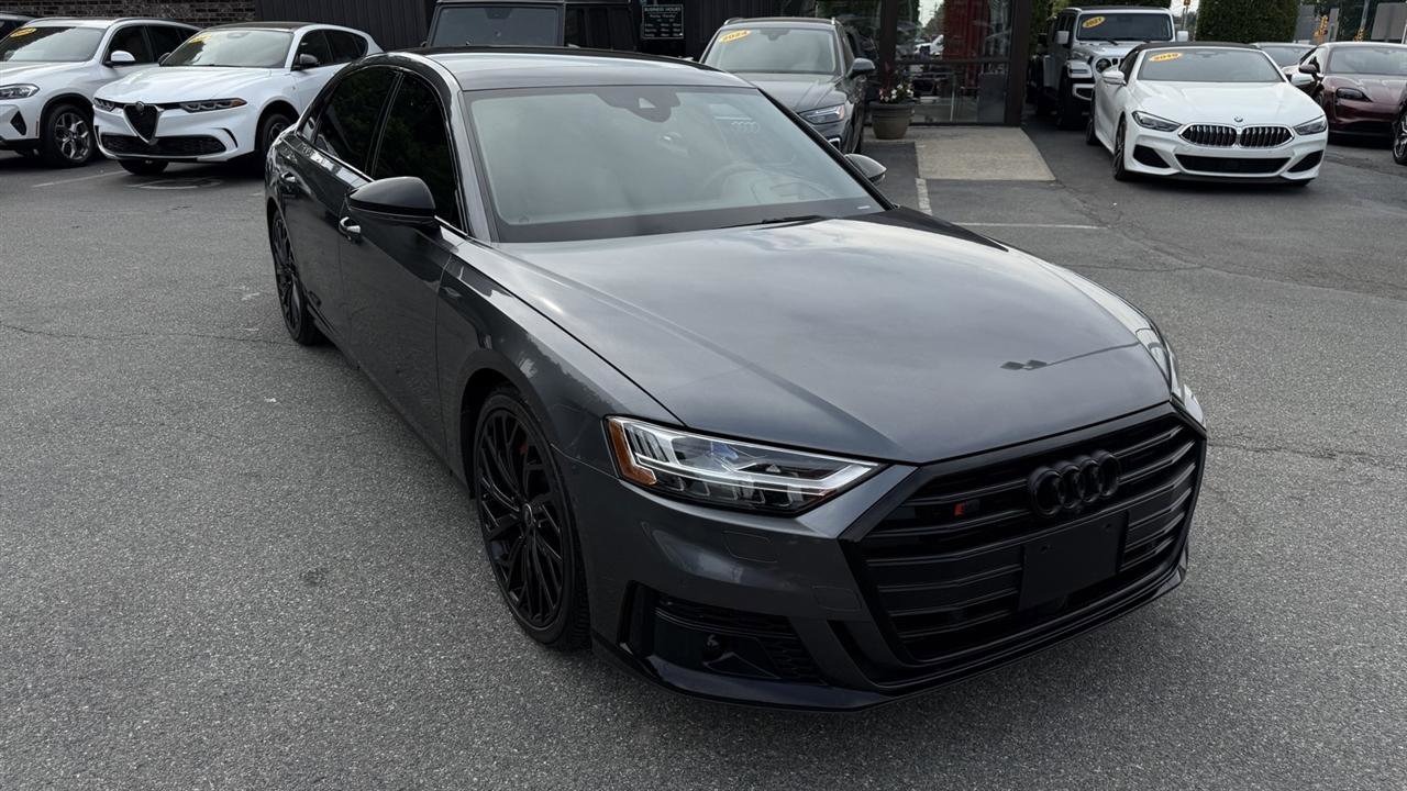 Used 2021 Audi S8 L AWD/4WD image 22