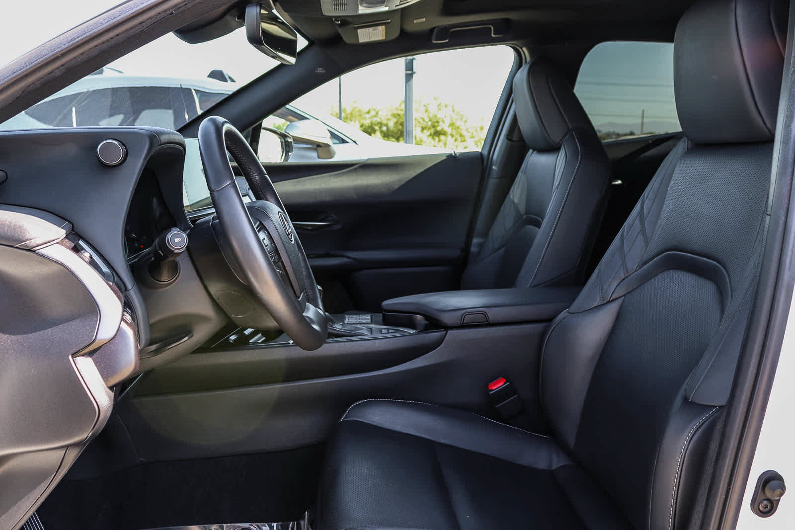 Certified 2024 Lexus UX 250h F Sport FWD image 20