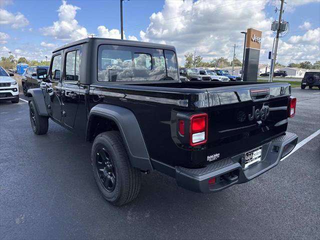 Certified 2025 Jeep Gladiator Sport AWD/4WD image 4