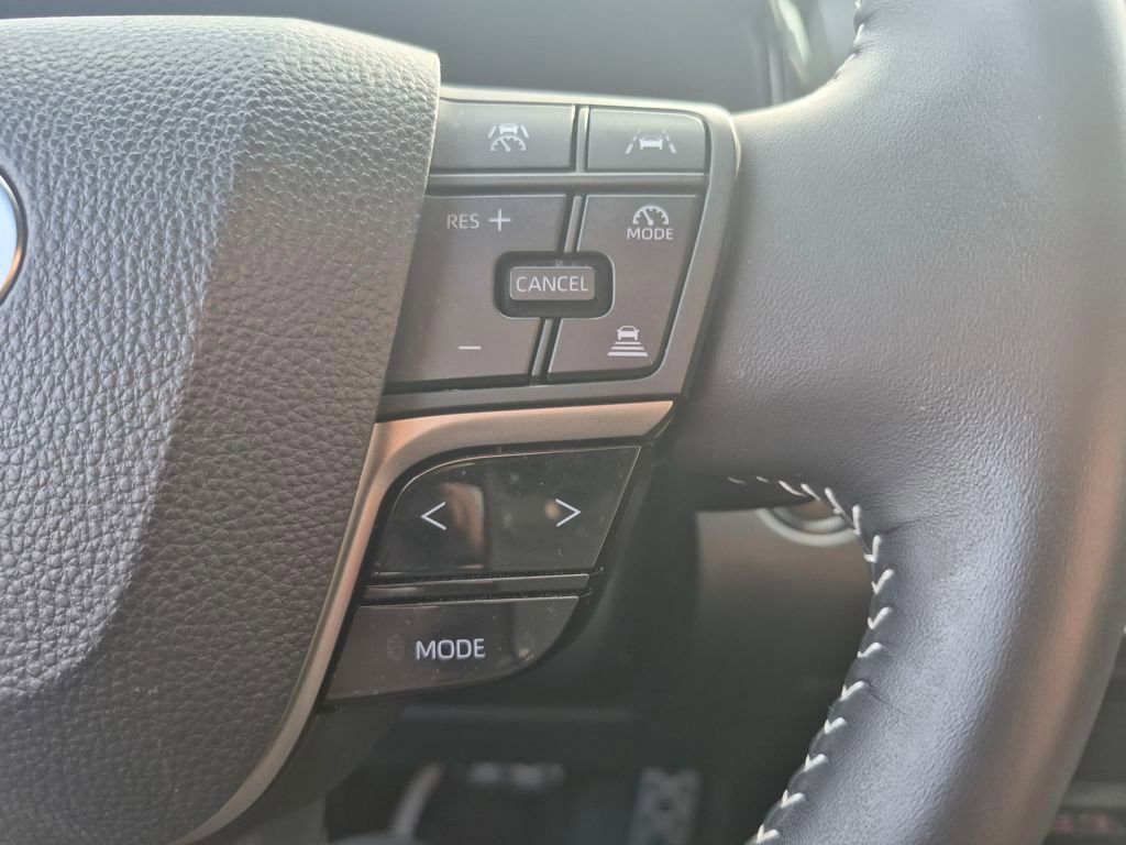 Used 2025 Toyota Camry LE image 16