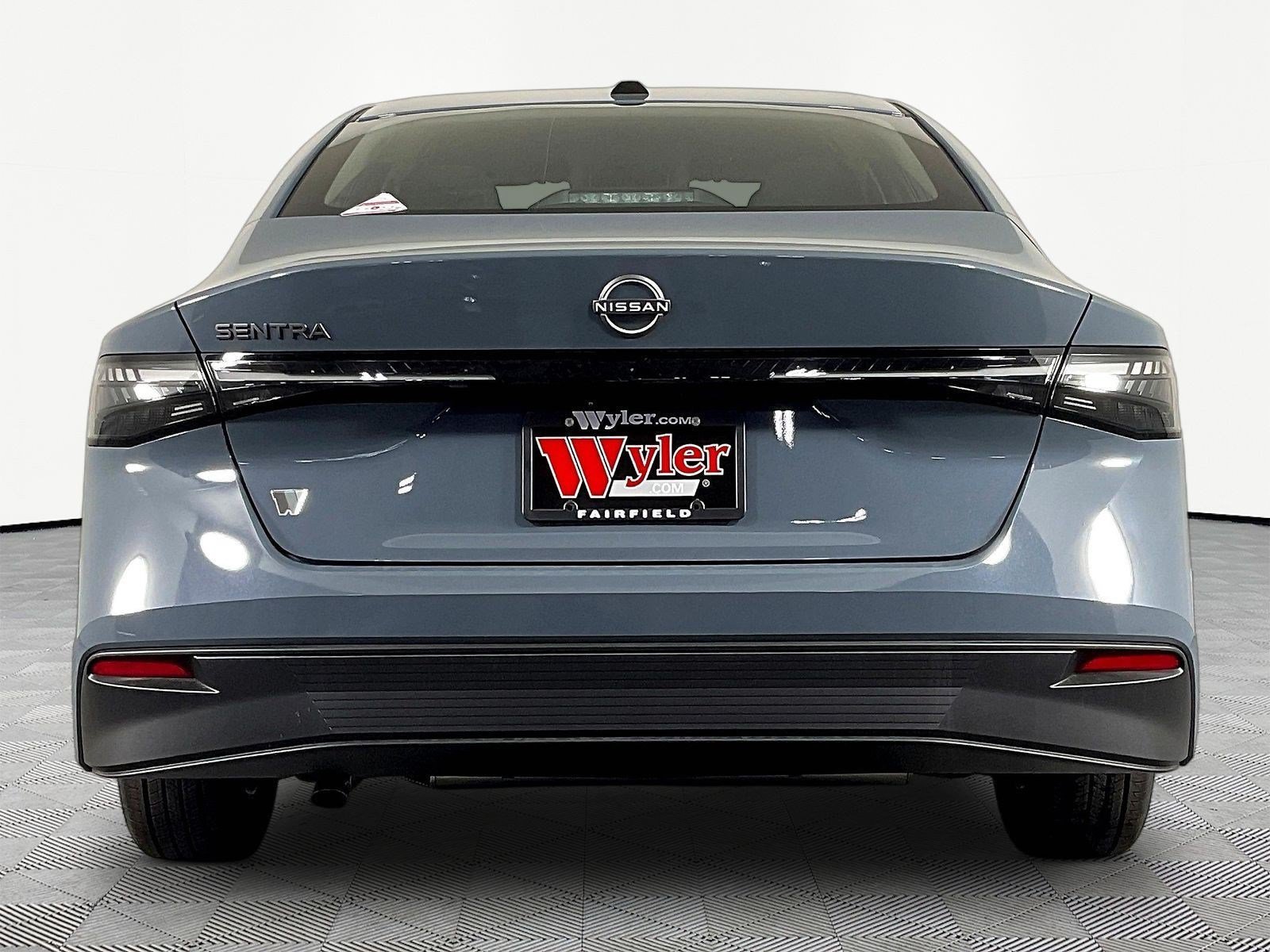 New 2026 Nissan Sentra SV w/ SV Convenience Package FWD image 5