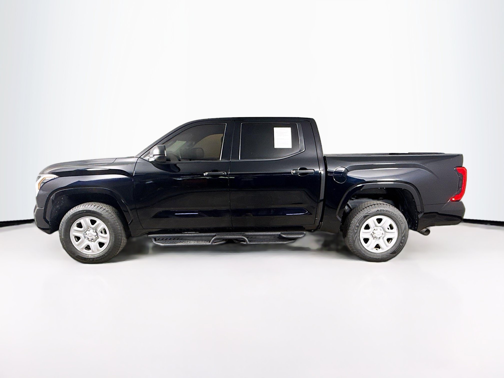 Used 2025 Toyota Tundra SR w/ SR Tow Package AWD/4WD image 7