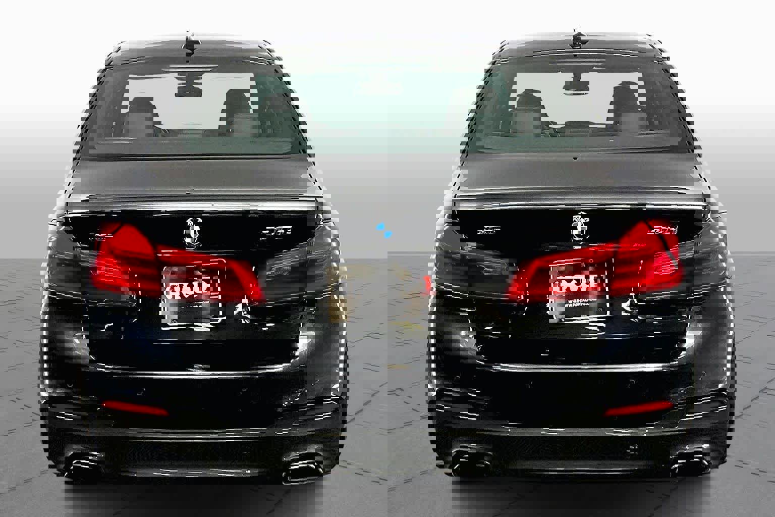 Used 2017 BMW 540i xDrive image 5