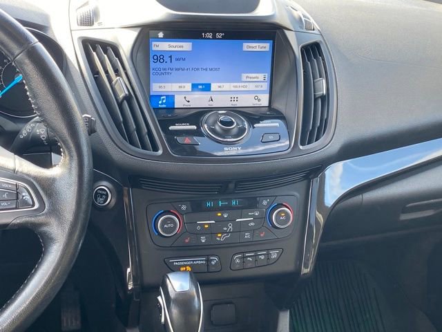 Used 2019 Ford Escape Titanium image 10