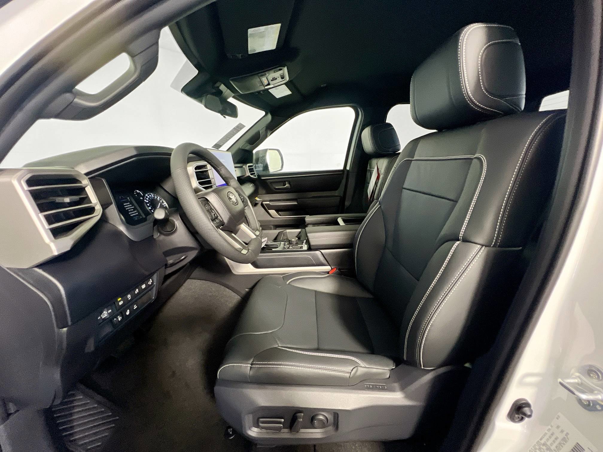 New 2026 Toyota Tundra SR5 image 14