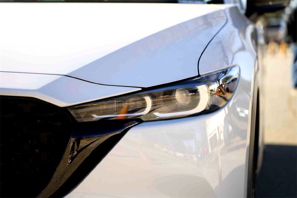 New 2025 MAZDA CX-5 Carbon Edition image 8