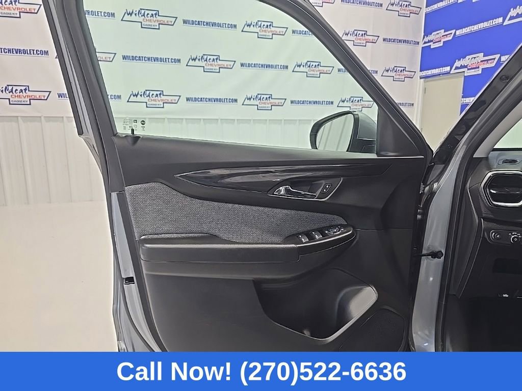 Used 2025 Chevrolet TrailBlazer LT image 11