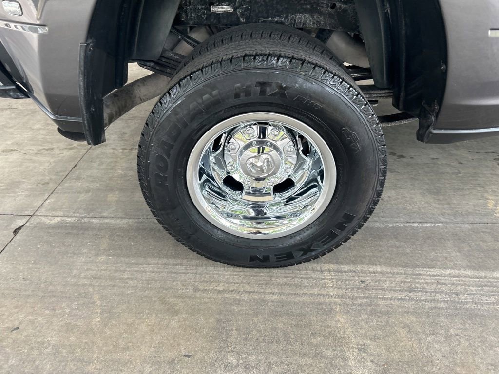 Used 2023 RAM 3500 Big Horn AWD/4WD image 23