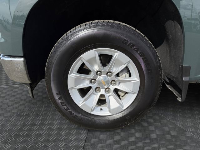 Used 2025 Chevrolet Silverado 1500 LT image 14