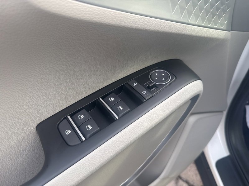 New 2025 Kia Soul LX w/ LX Technology Package image 20