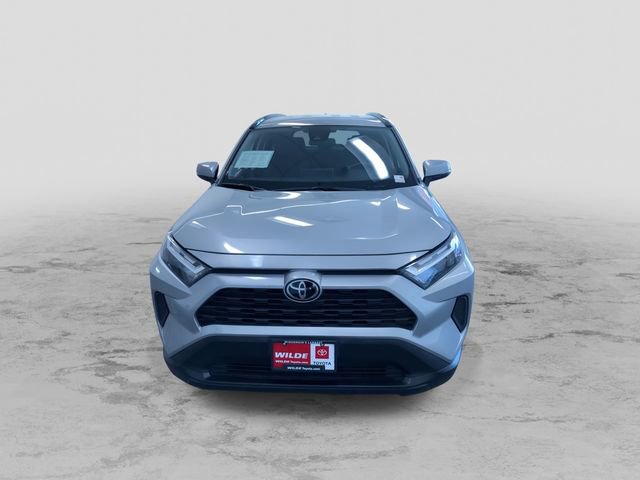 Used 2025 Toyota RAV4 XLE image 5