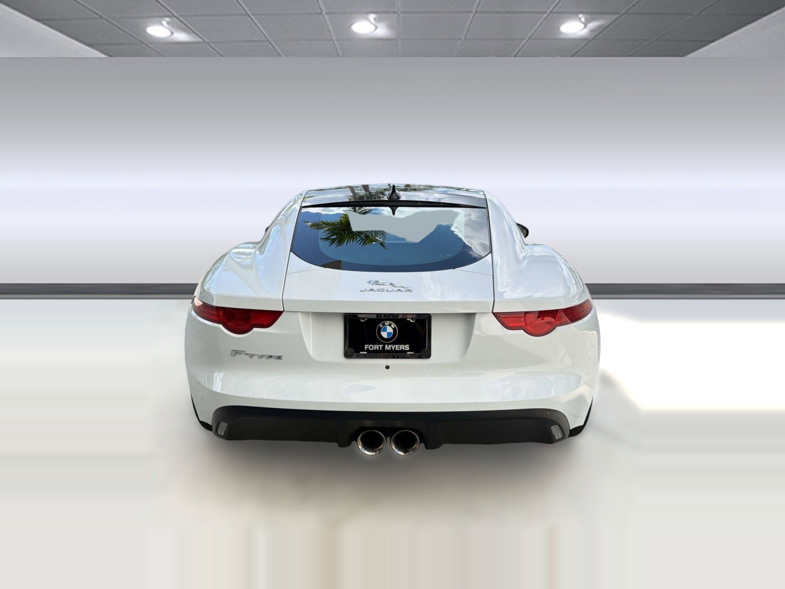 Used 2017 Jaguar F-TYPE Coupe image 10