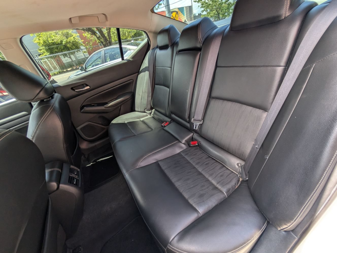 Used 2021 Nissan Altima 2.5 Platinum AWD/4WD image 18