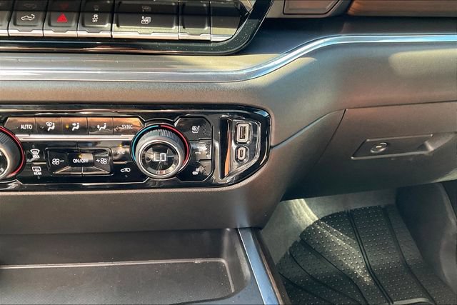 Certified 2024 Chevrolet Silverado 1500 High Country w/ High Country Premium Package AWD/4WD image 33