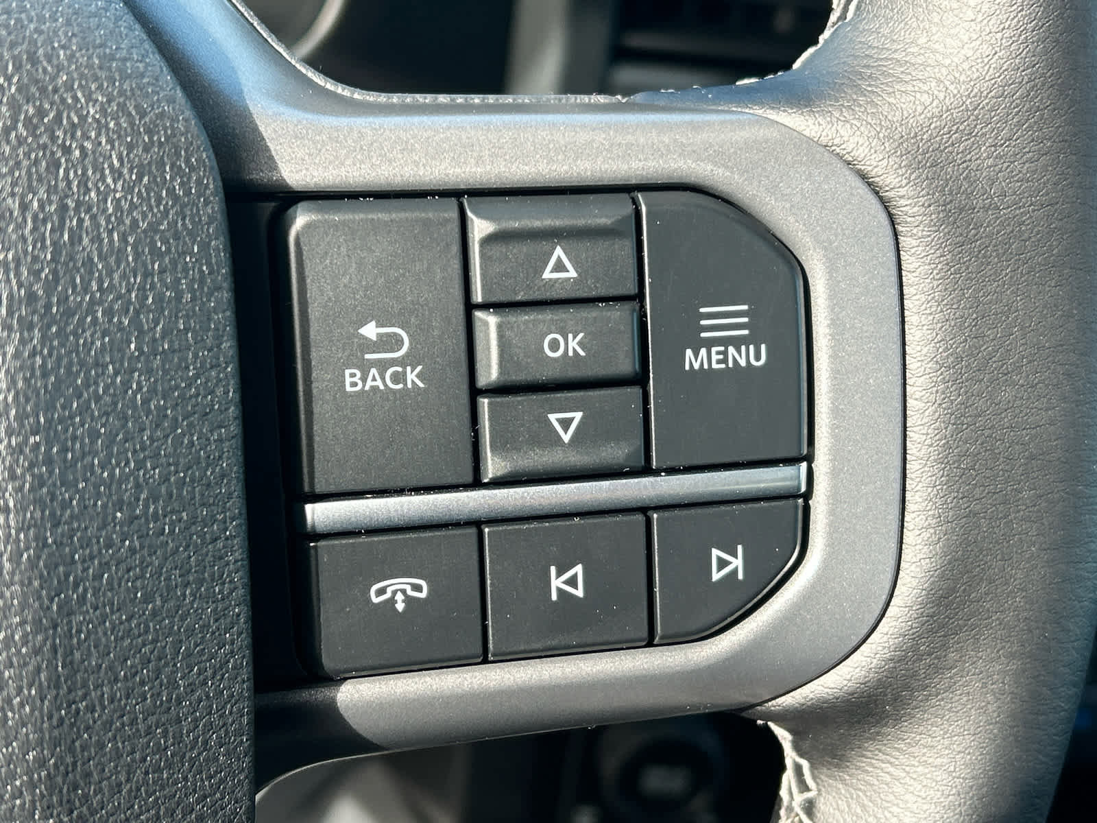 New 2026 Ford F250 Lariat w/ Black Appearance Package image 29