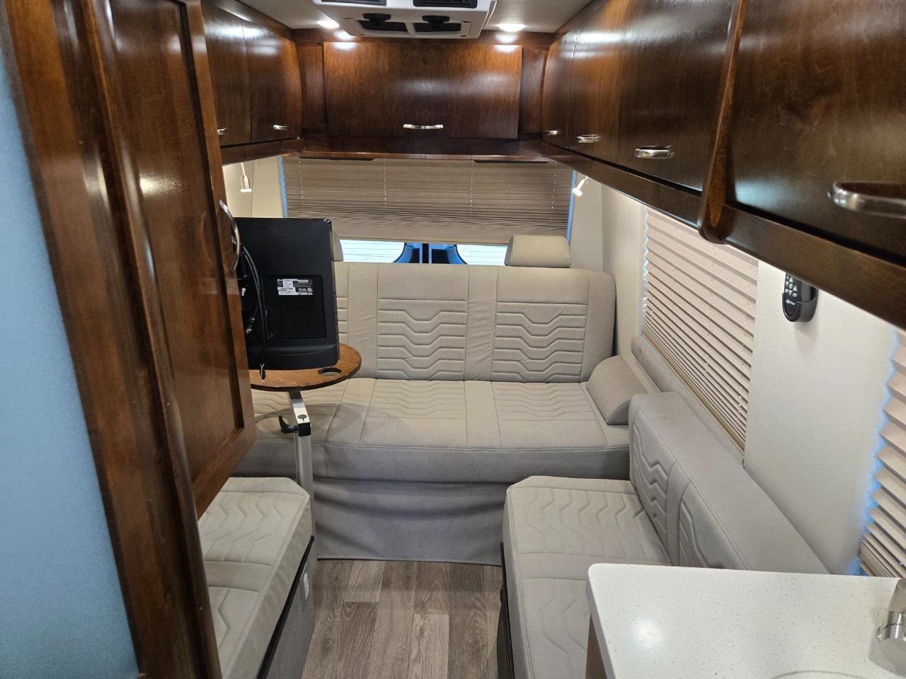 Used 2022 Mercedes-Benz Sprinter 3500 image 14