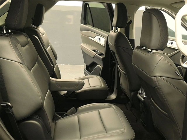 New 2026 Ford Explorer Active w/ Active Comfort Package image 18