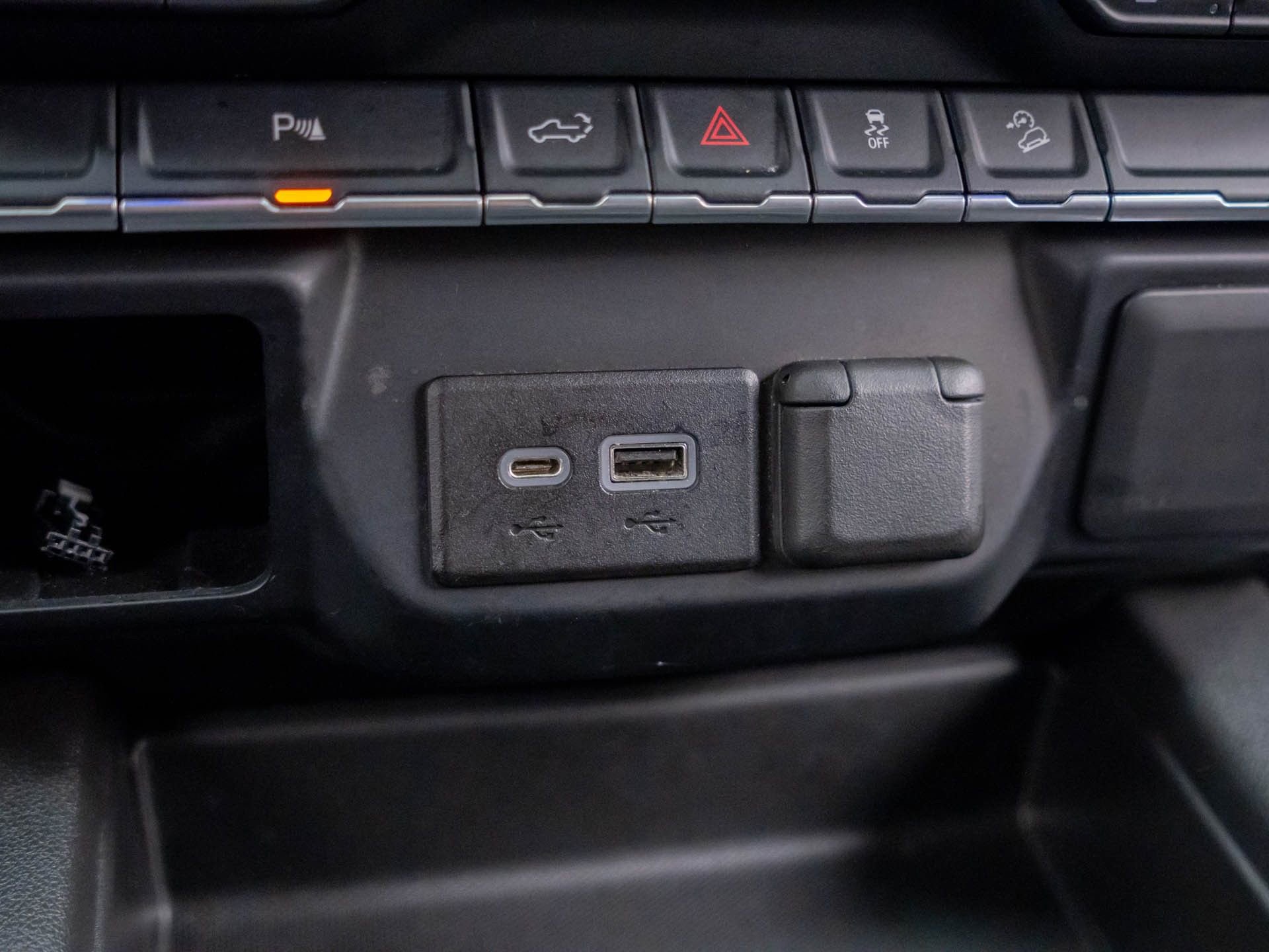 Used 2022 Chevrolet Silverado 1500 LT Trail Boss w/ Safety Package AWD/4WD image 28