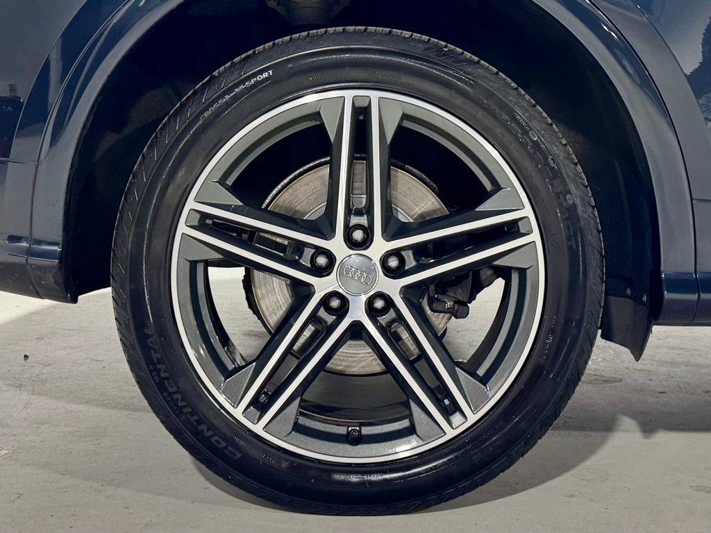 Used 2020 Audi SQ5 Premium Plus w/ Premium Plus Package image 33