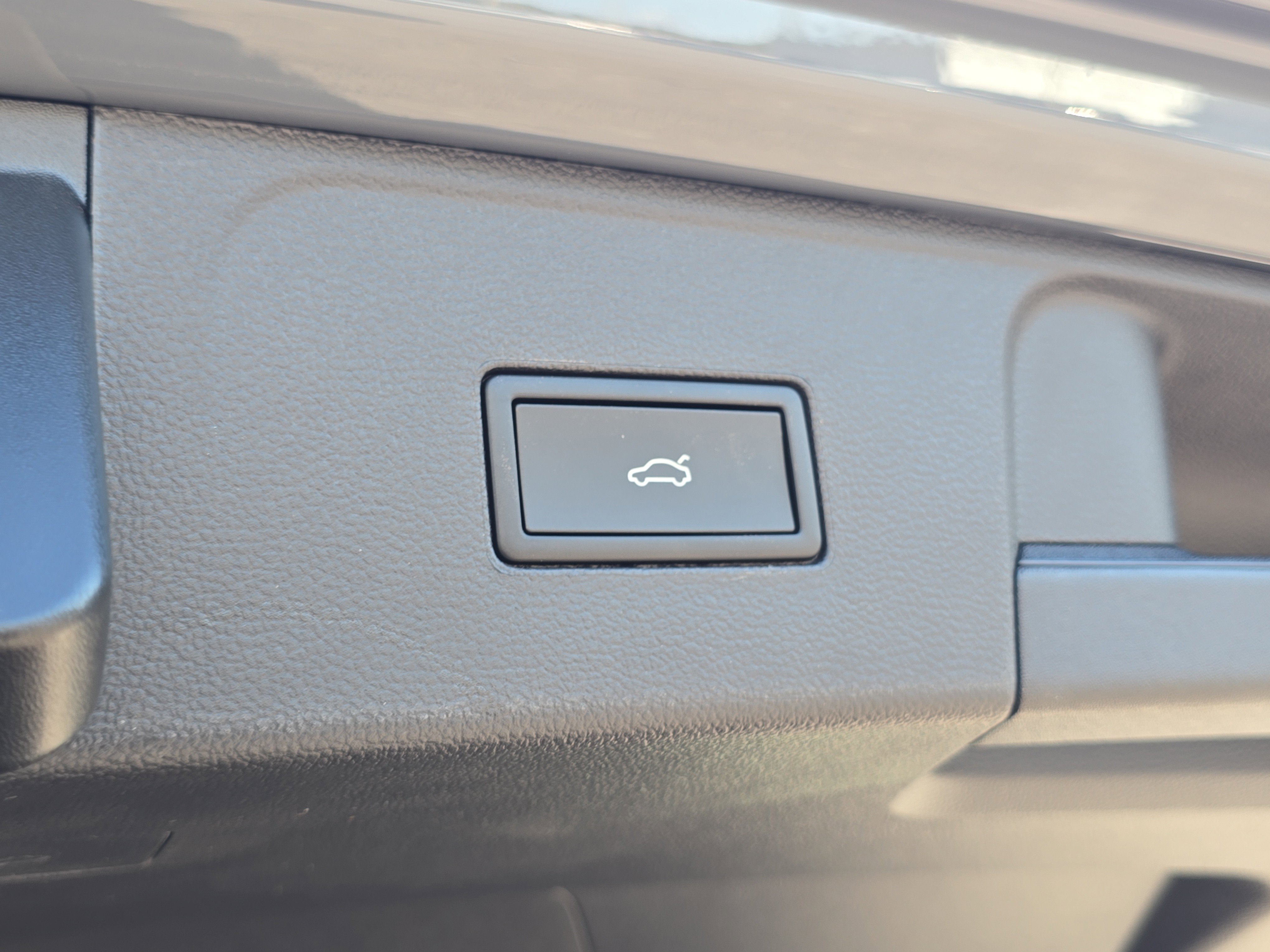 New 2026 Volkswagen Atlas SEL image 9