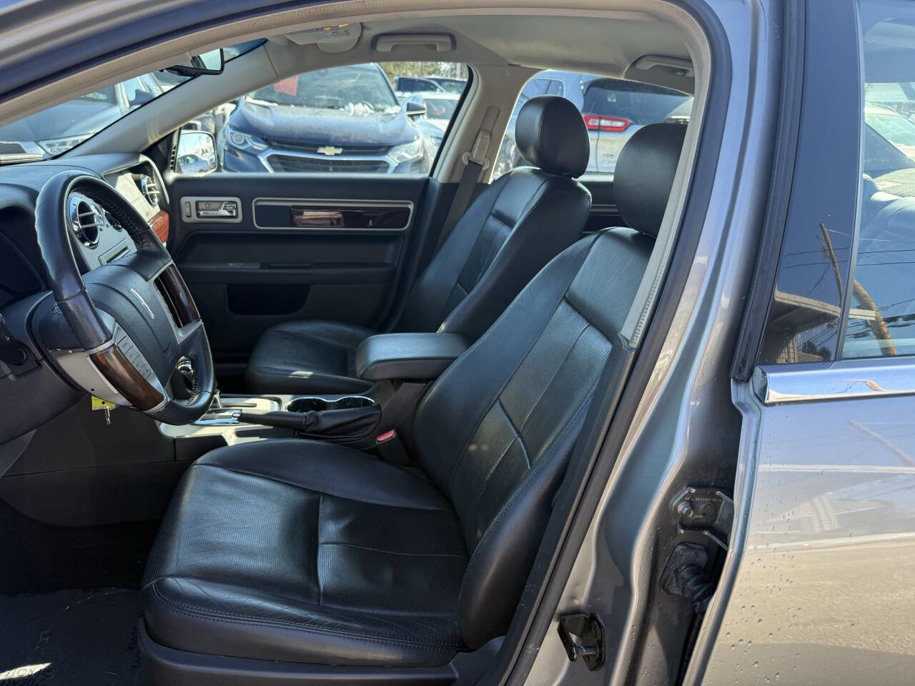 Used 2008 Lincoln MKZ Base AWD 4dr Sedan image 6