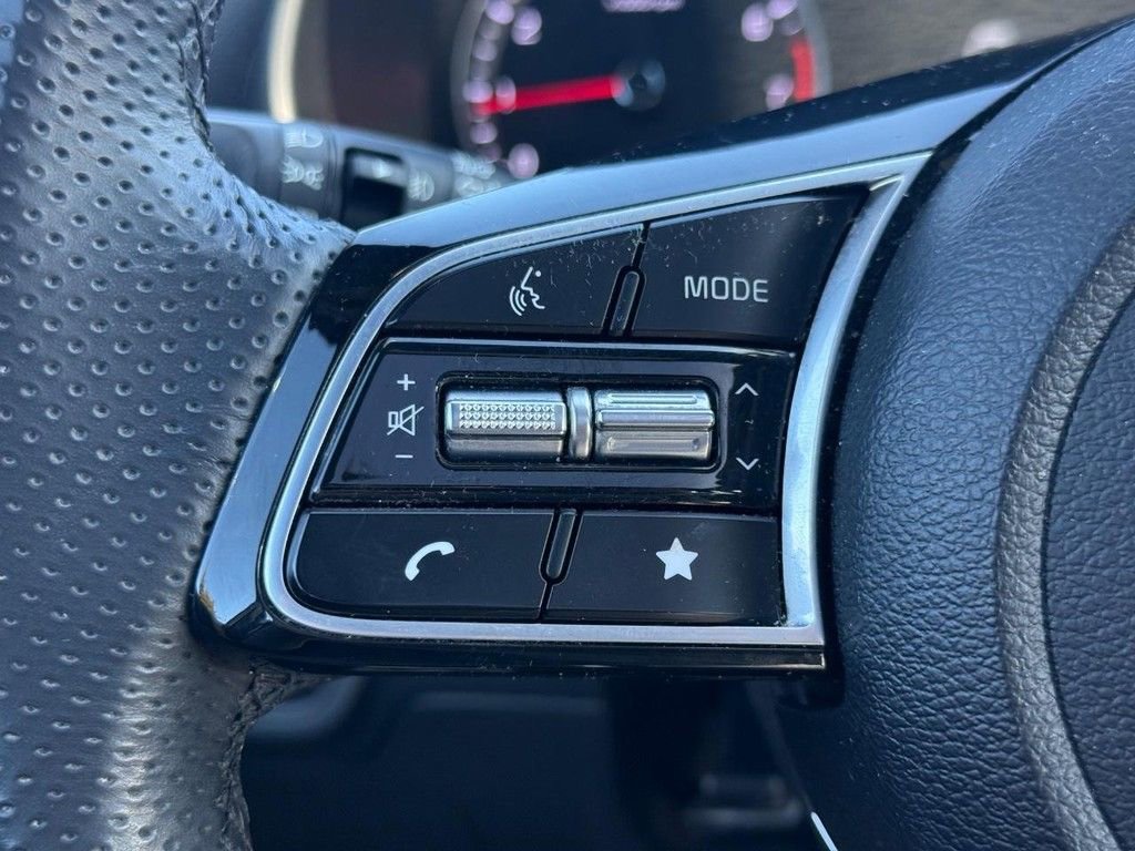 Used 2023 Kia Forte GT-Line w/ GT-Line Premium Package image 18