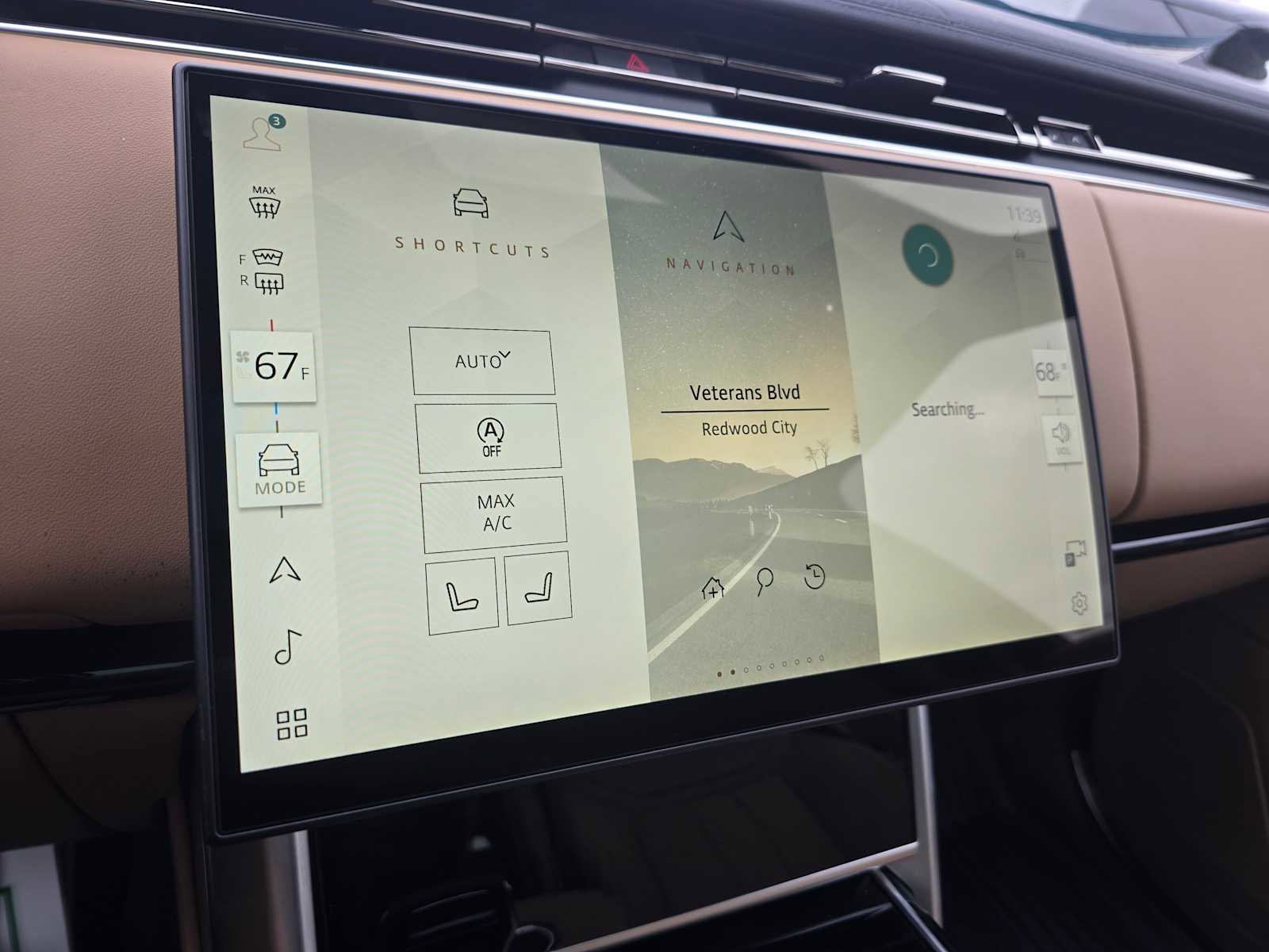 New 2025 Land Rover Range Rover Long Wheelbase SE image 32