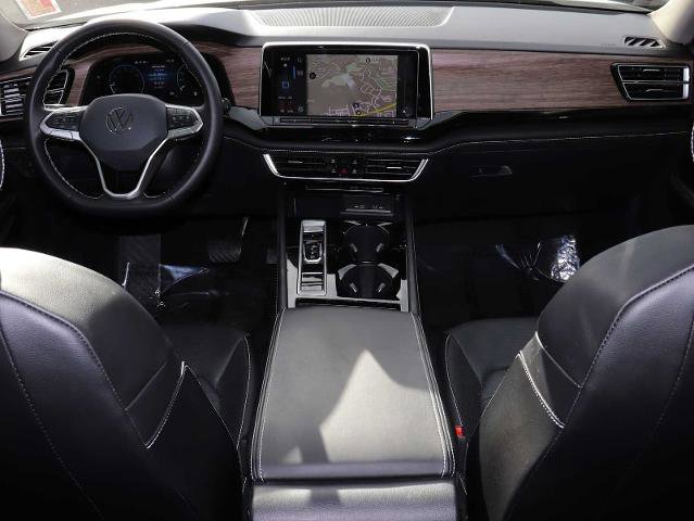 Used 2024 Volkswagen Atlas SEL image 31