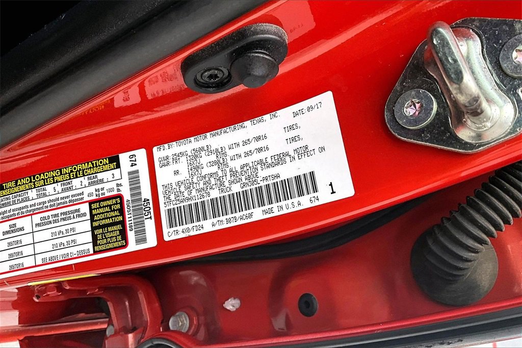 Used 2017 Toyota Tacoma TRD Off-Road image 17