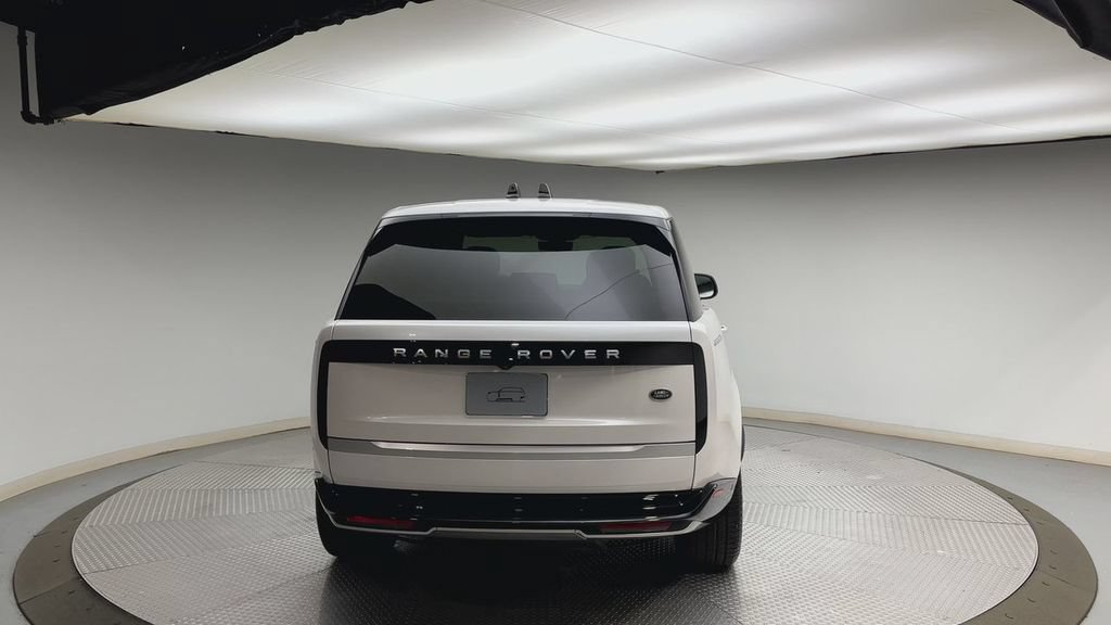Certified 2023 Land Rover Range Rover Autobiography AWD/4WD image 3
