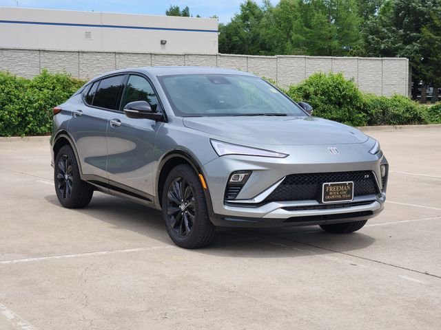 Used 2025 Buick Envista Sport Touring w/ Convenience I Package FWD image 3